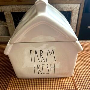 Rae Dunn Farm fresh cookie jar
